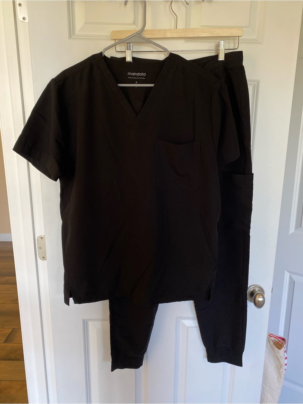 Mandala Men’s Scrub Set in Black